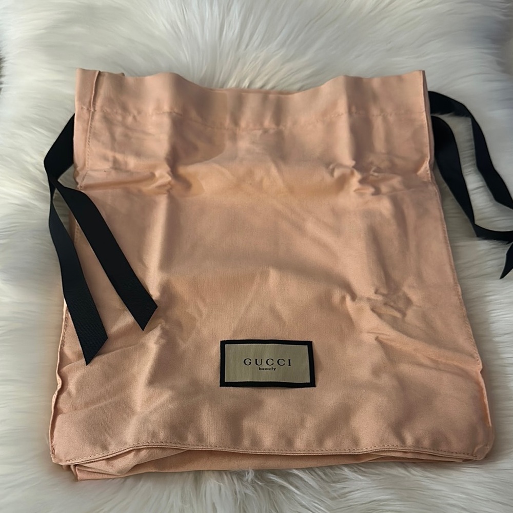 Gucci Cream and Black Drawstring Bag